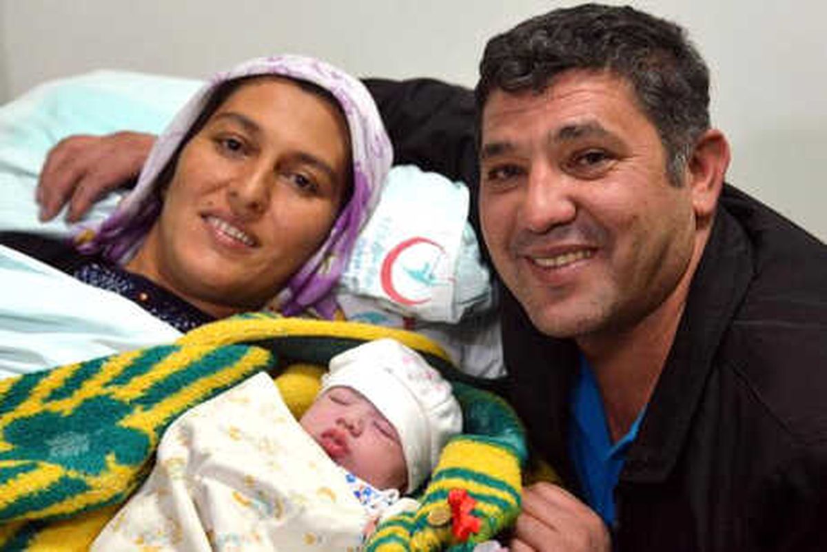 Kahramanmaraş\'ta Yeni Yılın İlk Bebeği \'Emine Sümeyye\'