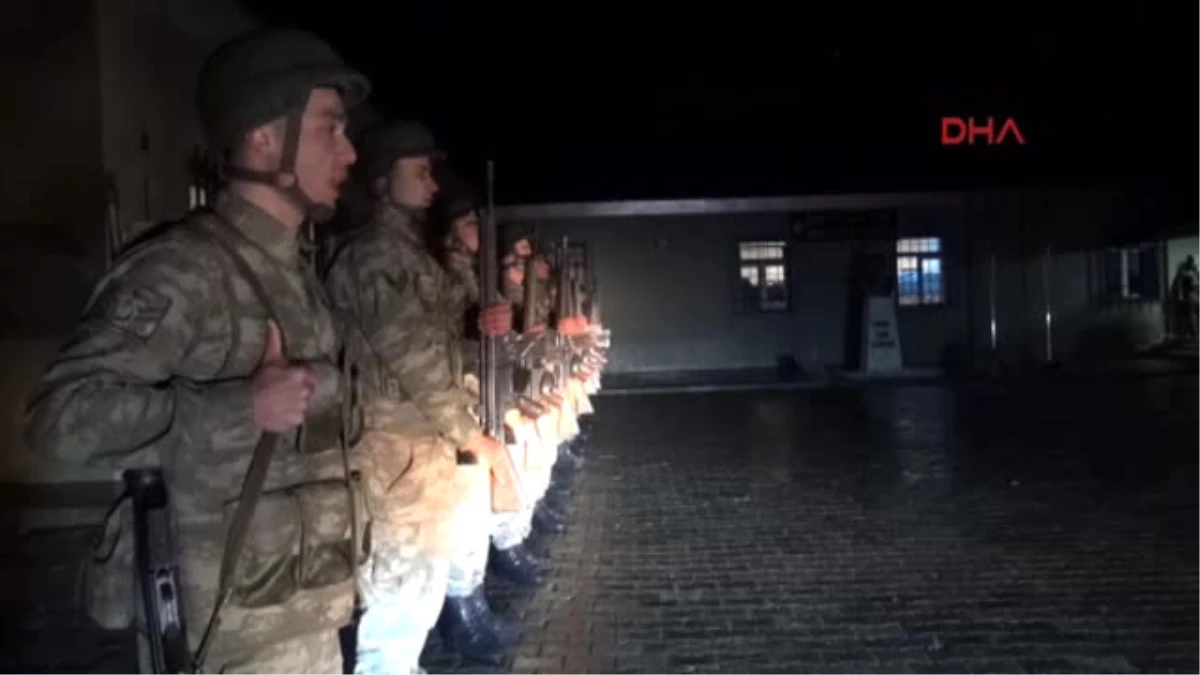 Kars-Kahramanlar, Yeni Yıla Ermenistan Sınırında Nöbet Başında Girdi