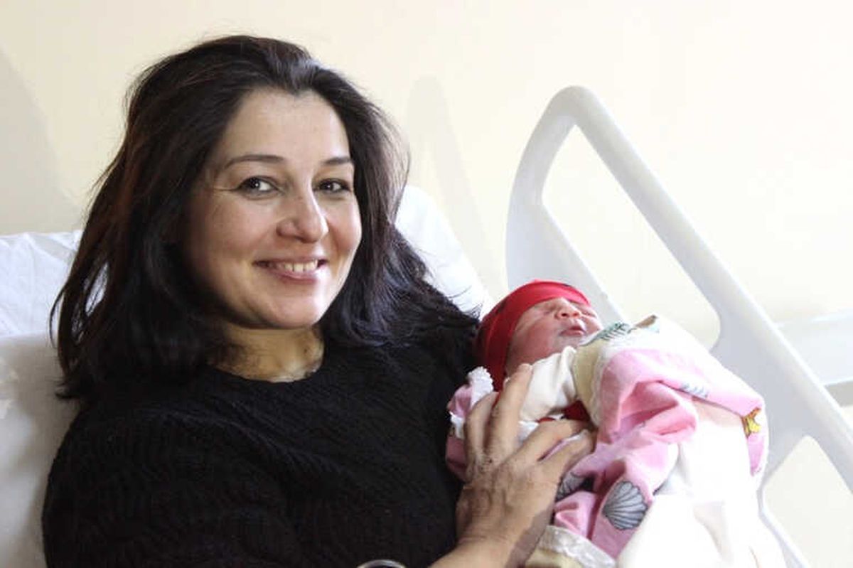 Kırşehir\'de Yeni Yılın İlk Bebeği Buğlem Dünyaya Gözlerini Açtı
