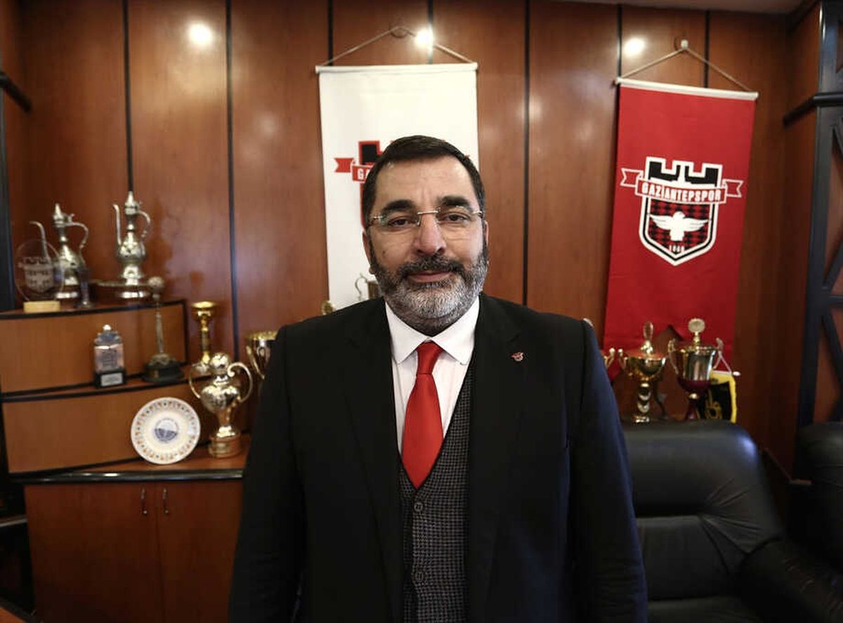 Kulübün Anahtarını Teslim Edeceğiz"