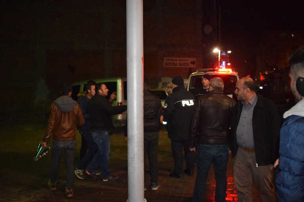 Malatya\'da İki Grup Kavga Etti: 1 Yaralı