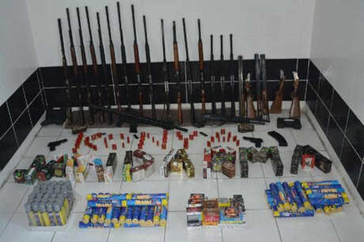 Minibüsle Kaçak Silah Satan 1 Kişi Gözaltına Alındı