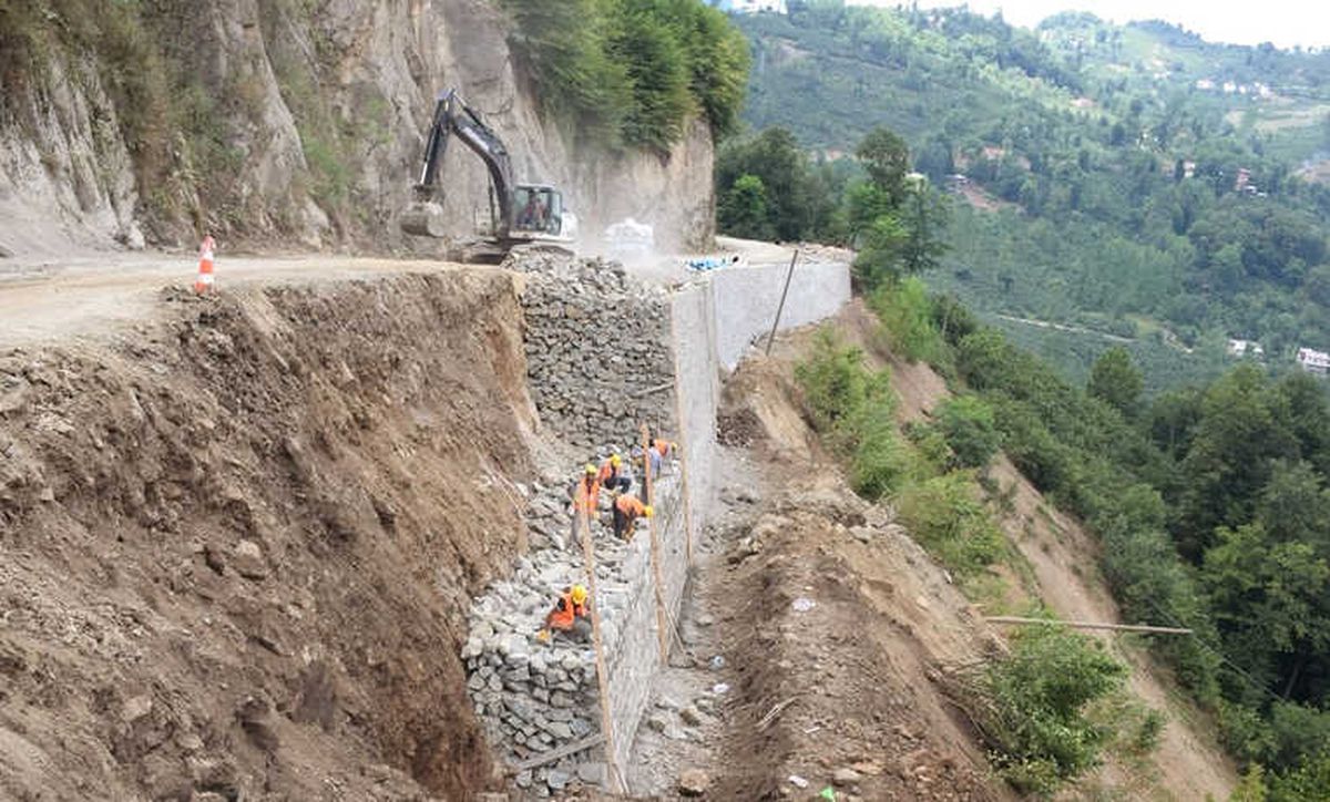 Ordu\'da Duvarlar Nakış Gibi Örülüyor
