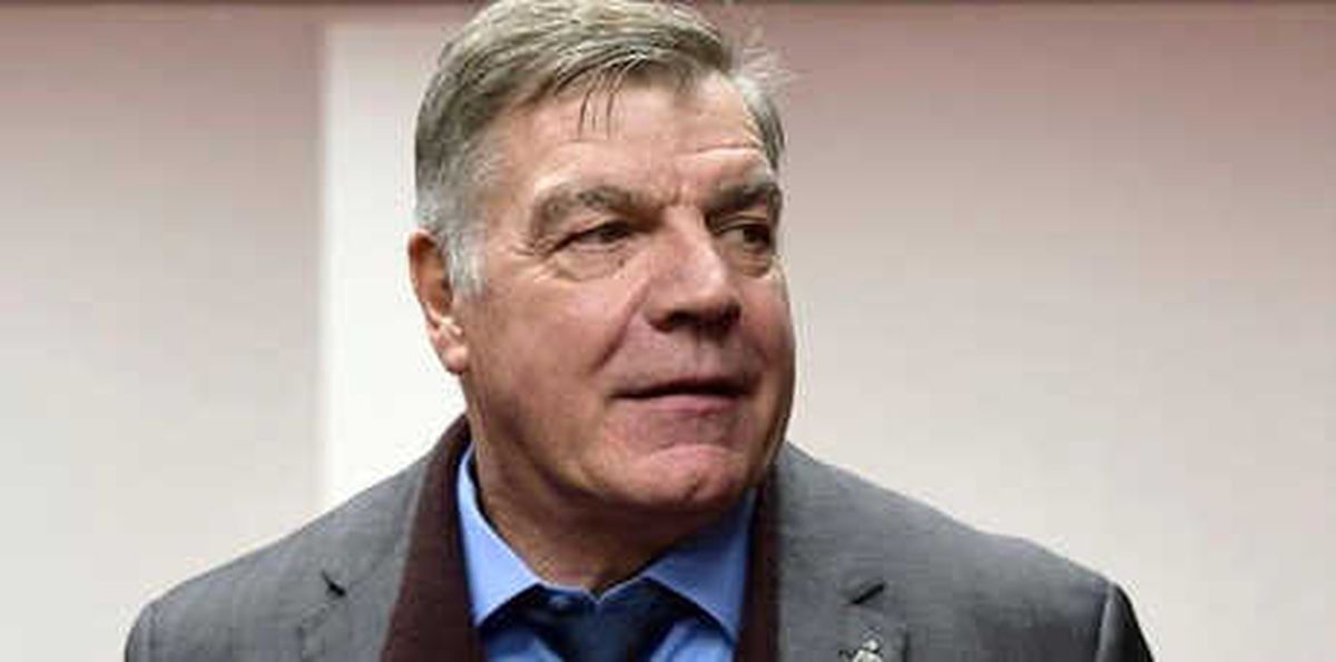 Sam Allardyce: "Cenk Tosun\'u Transfer Etmek İçin..."