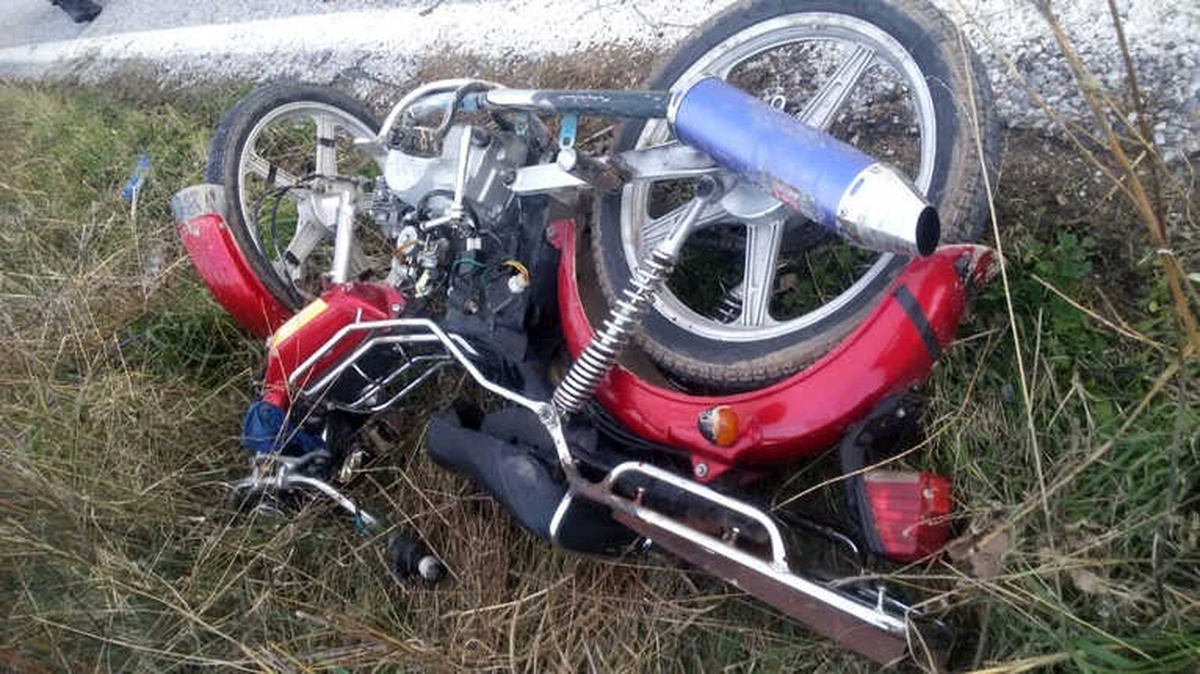 Saruhanlı\'da Motosiklet Kazası: 2 Yaralı