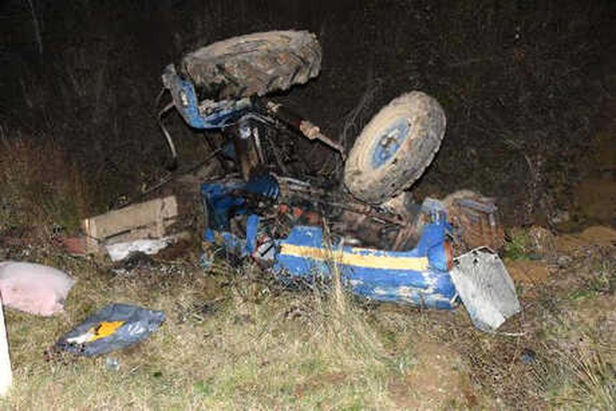 Sinop\'ta Otomobille Traktör Çarpıştı : 1 Ölü