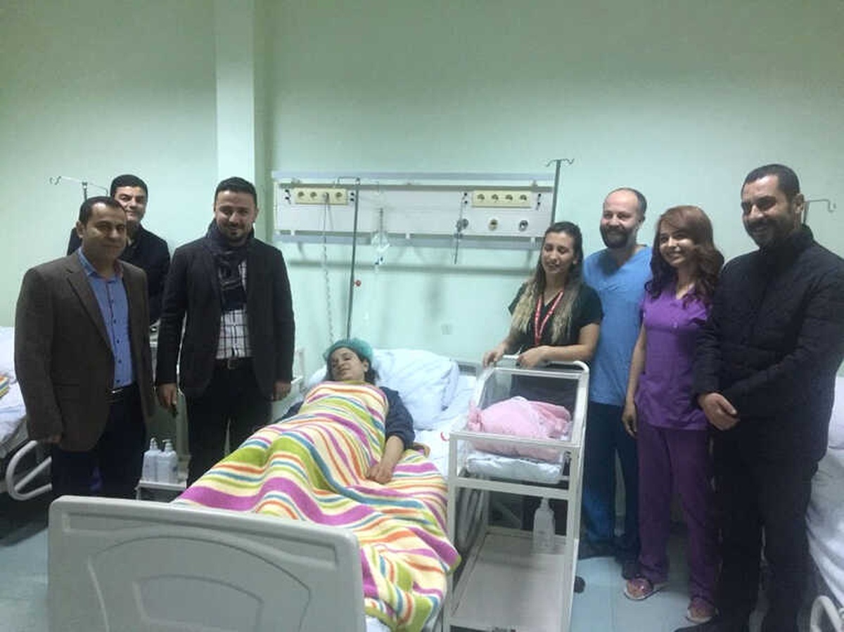 Şırnak\'ta Yeni Yılın İlk Bebeği Dünyaya Geldi