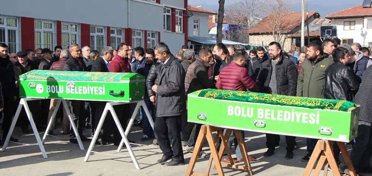 Sobadan Sızan Gazdan Ölen Dede ve Torunu Defnedildi