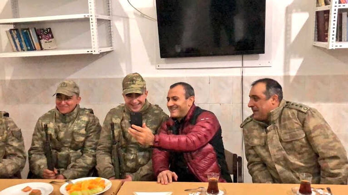 Vali Sonel, 2018\'e "Mehmetçiklerle" Girdi