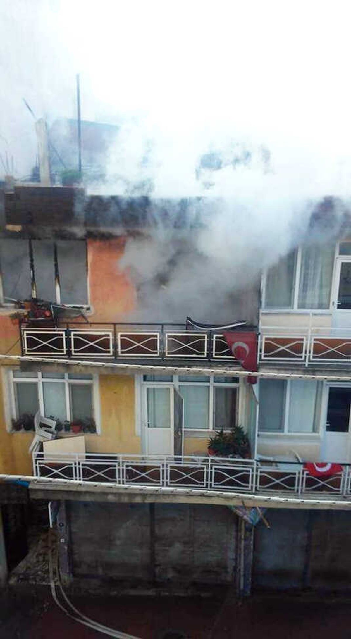 Yılbaşı Eğlencesi Kötü Bitti: 4 Yaralı