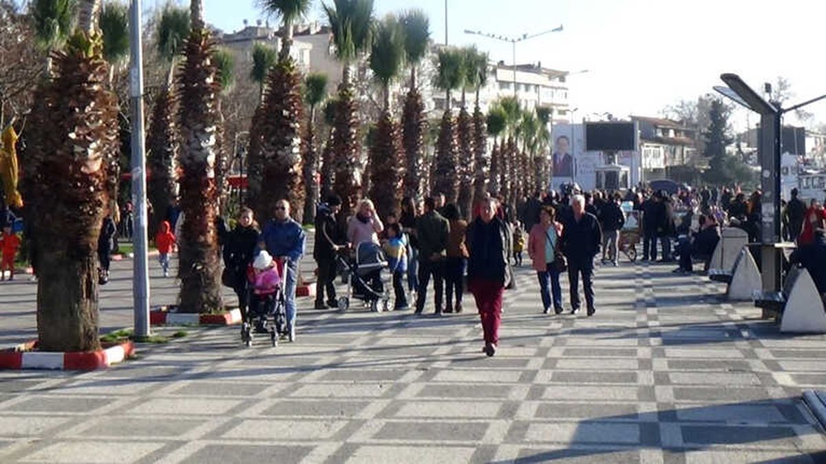 Yılın İlk Gününde Silivrililer Sahile Akın Etti