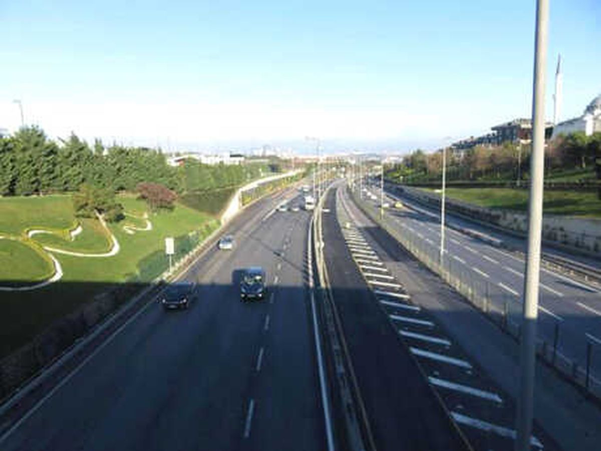 Yılın İlk Gününde Yollar Boş Kaldı
