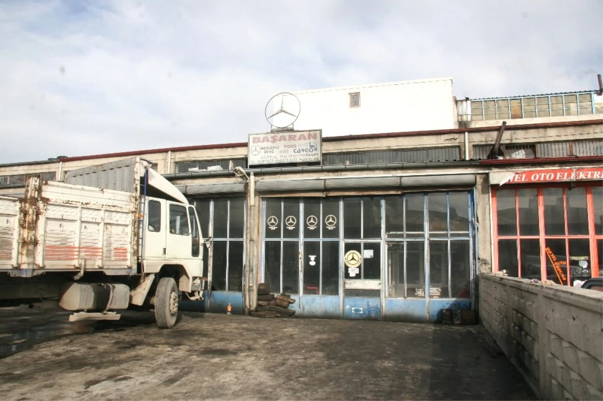 2 Arkadaşın Tabanca Merakı Ölümlü Sonuçlandı