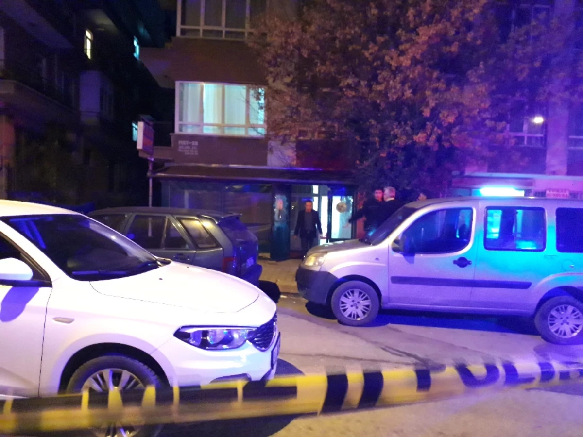 Ankara\'da Silahlı Çatışma: 1 Ölü, 4 Yaralı