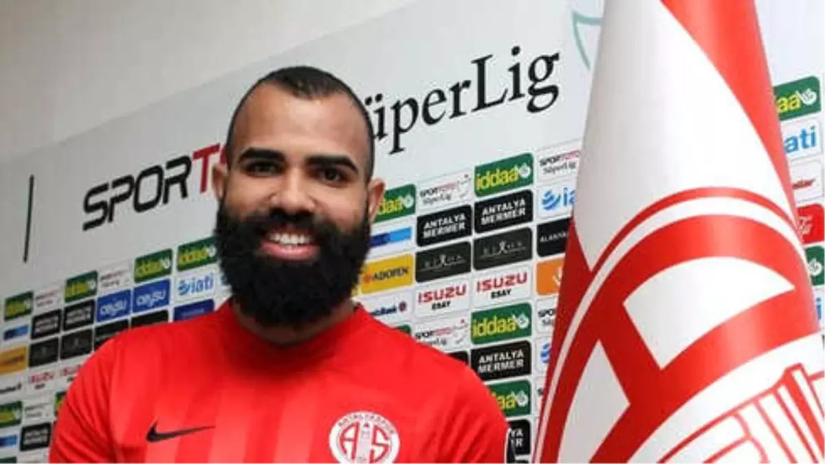 Antalyaspor\'da Yol Ayrımı