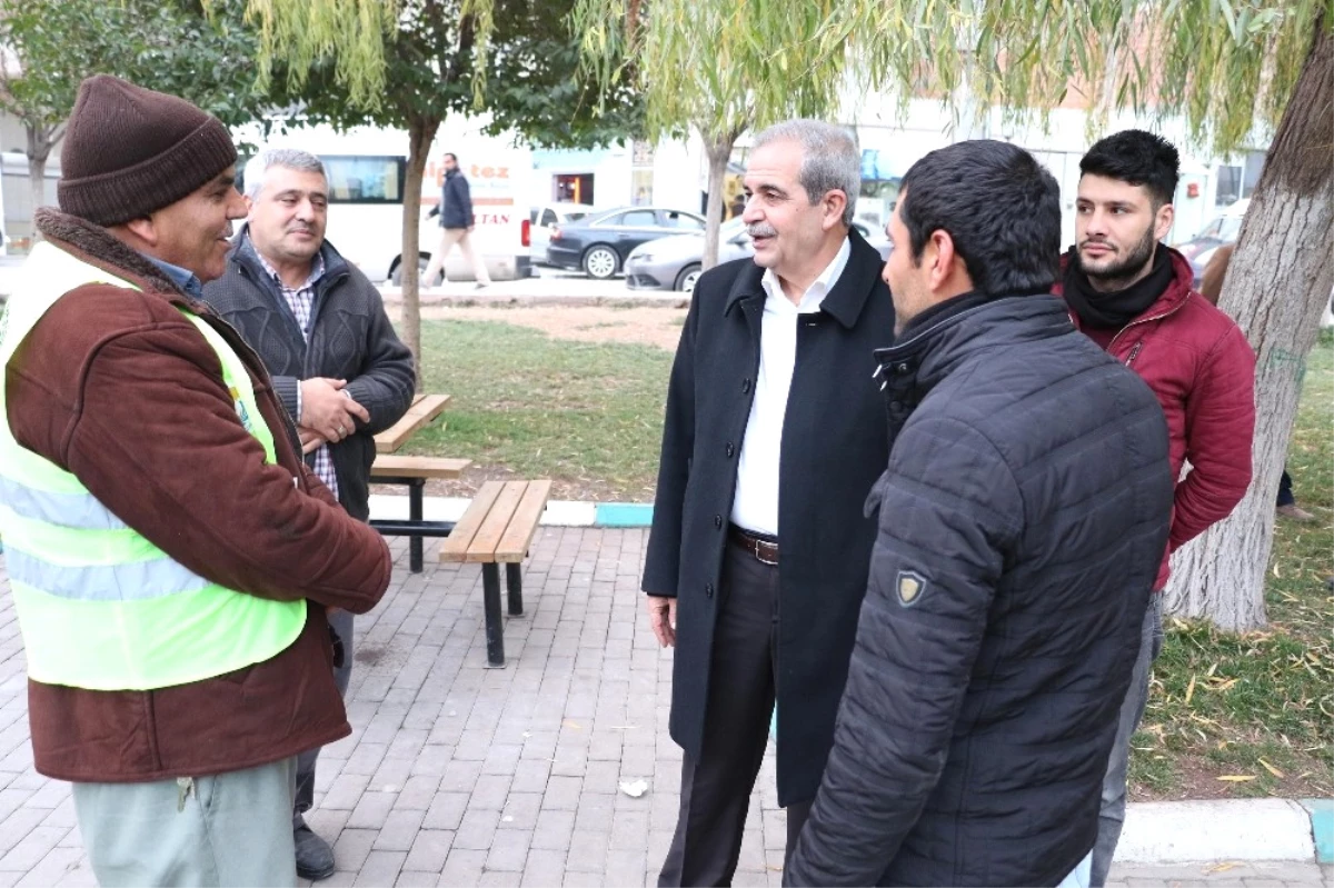 Başkan Demirkol Yılın İlk Gününde Mahalleleri Gezdi