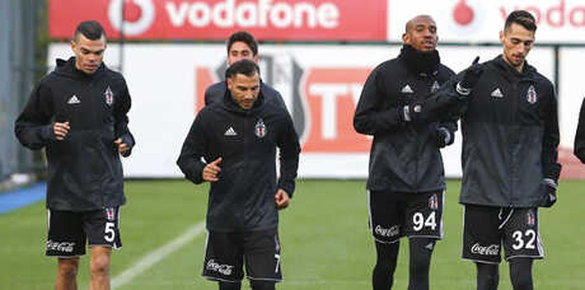 Beşiktaş\'ın Antalya Kampı Yarın Başlayacak