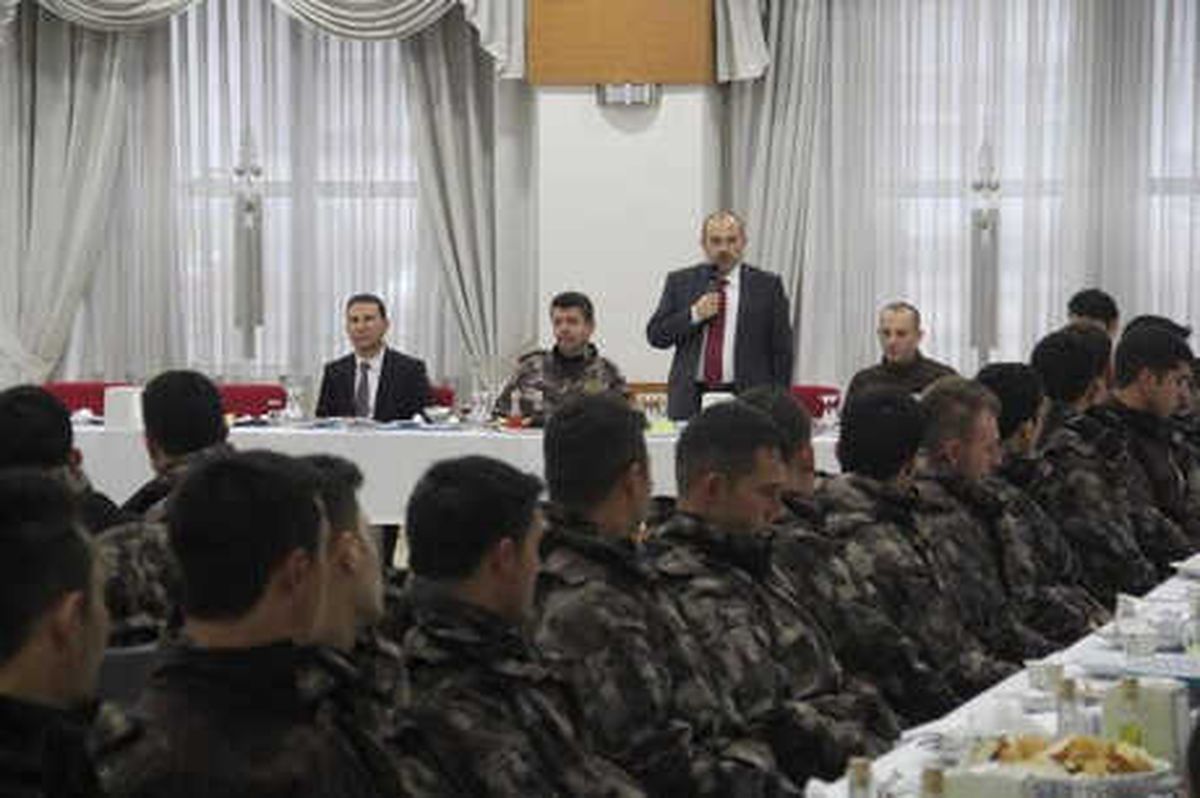 Bitlis\'te 100 Özel Harekat Polisi Göreve Başladı