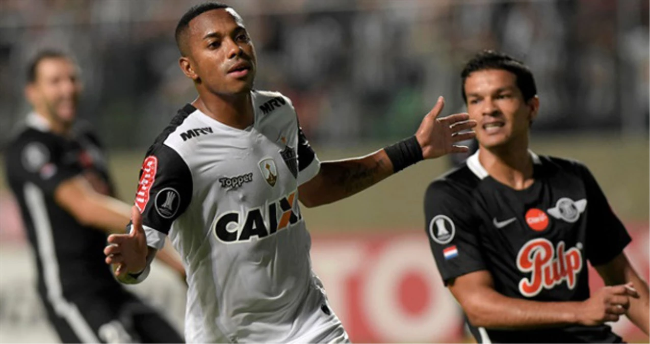 Brezilyalı Yıldız Robinho, 3. Kez Santos\'a Transfer Oldu