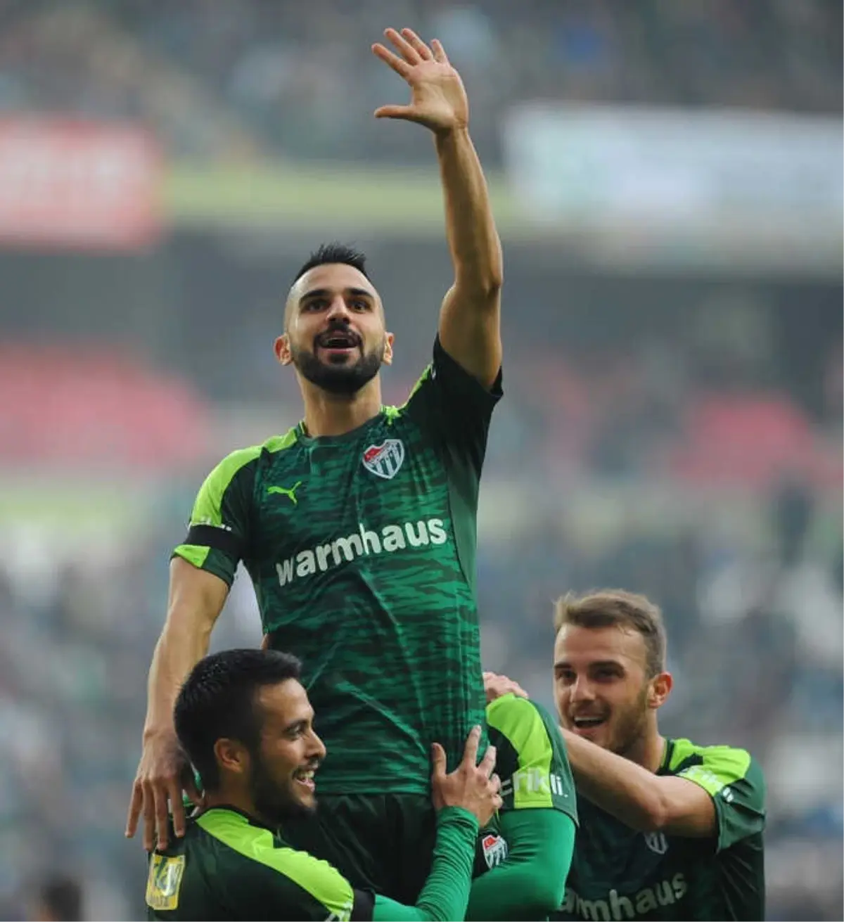 Bursaspor, Aziz İçin Takas Düşünmüyor