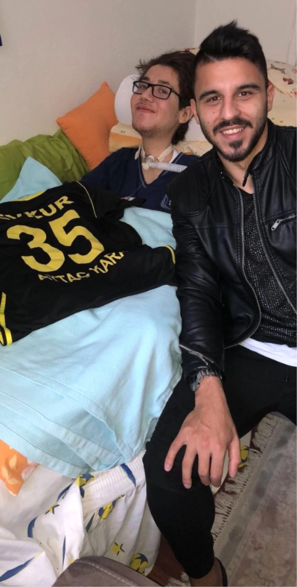 Evkur Yeni Malatyasporlu Aytaç Kara, Engelli Hayranıyla Buluştu