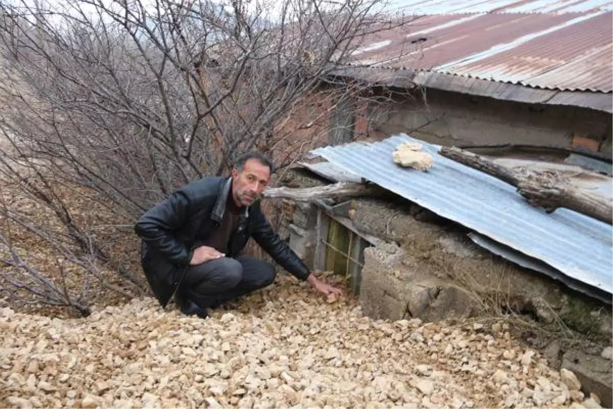 Evleri, Hes Suyunun Getirdiği Çamura Gömüldü