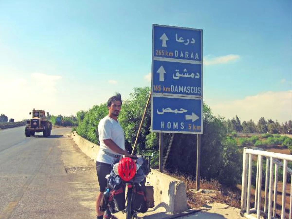 Mevlana\'nın İzinde İran\'dan Konya\'ya Geldi, Bisikletli Yolculuğunun Kitabını Yazdı