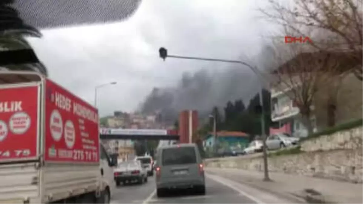 İzmir Yakılan Çöplerin Dumanı Korkuttu