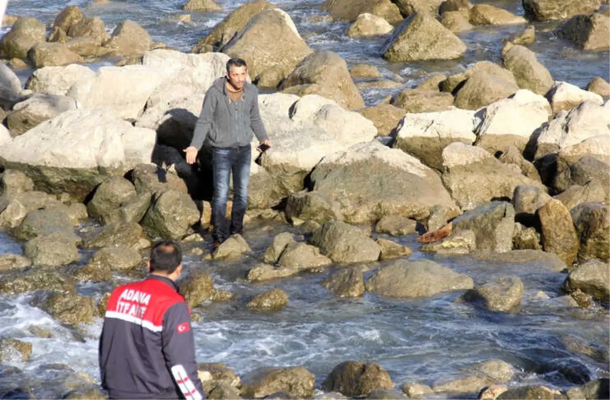 Öz Çekim Yapmak İsterken Boğuluyordu