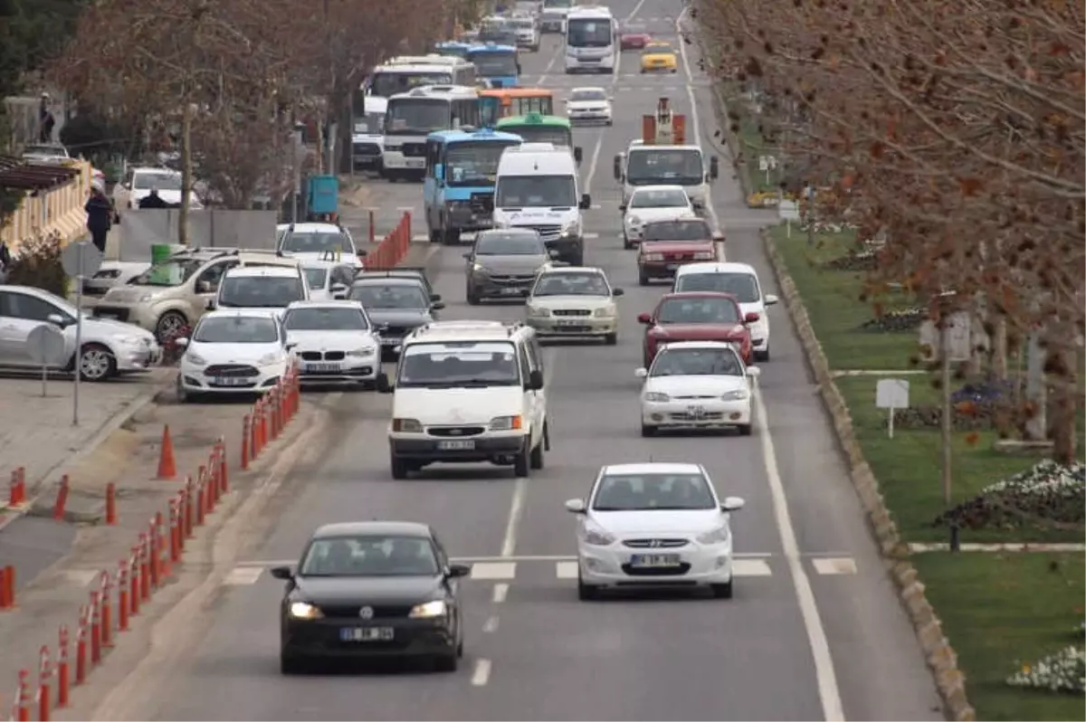 Tekirdağ\'da Trafiğe Kayıtlı Araç Sayısı 263 Bin 630 Adet Oldu