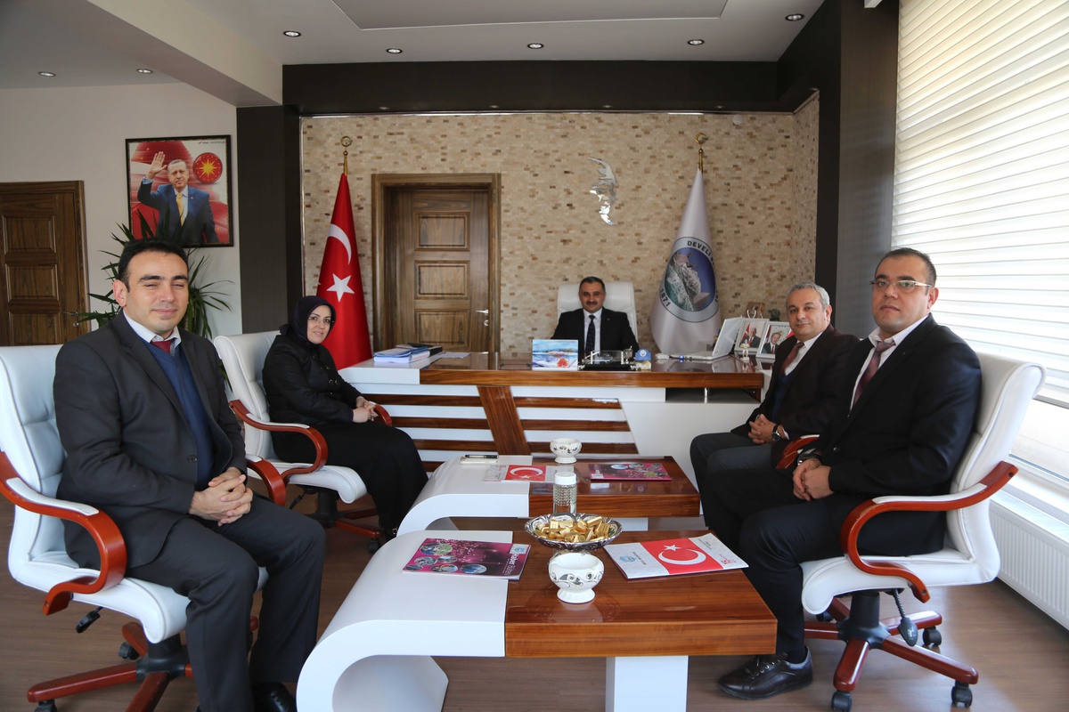 Yeni Hastane Yönetiminden Başkan Cabbar\'a Ziyaret