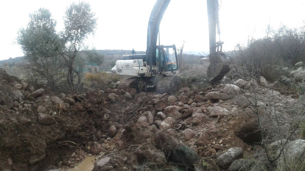 Bağyolu\'nda Dere Temizlik Çalışması Başladı
