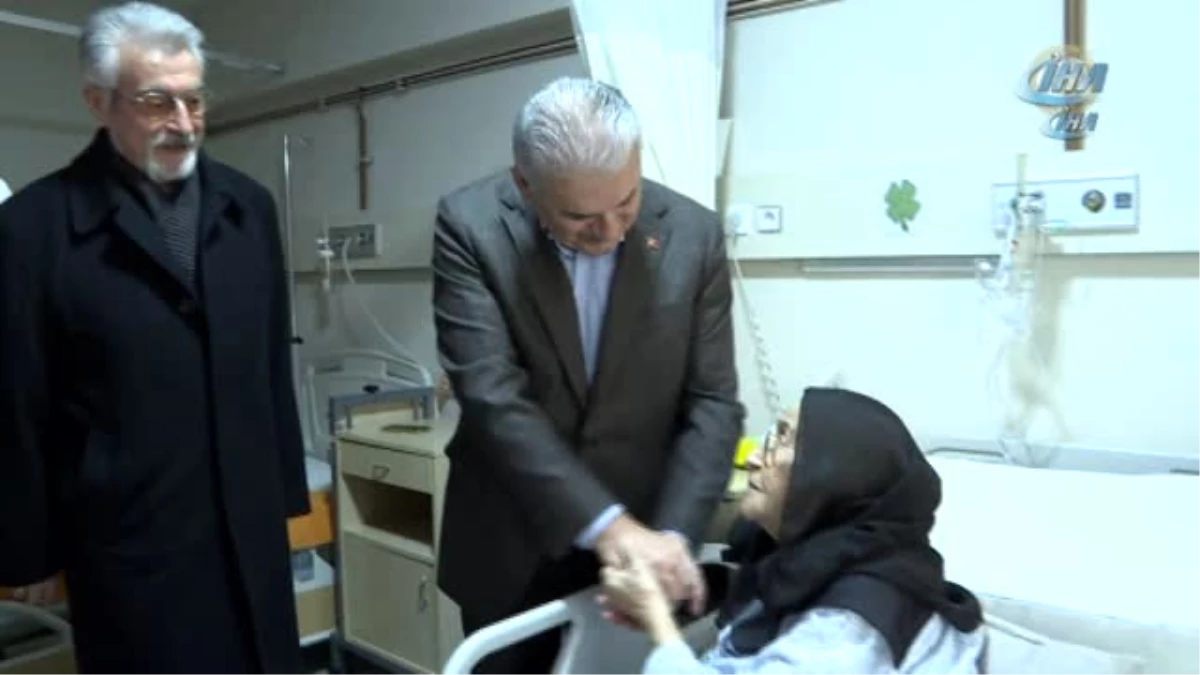 Başbakan\'dan Sürpriz Hastane Ziyareti
