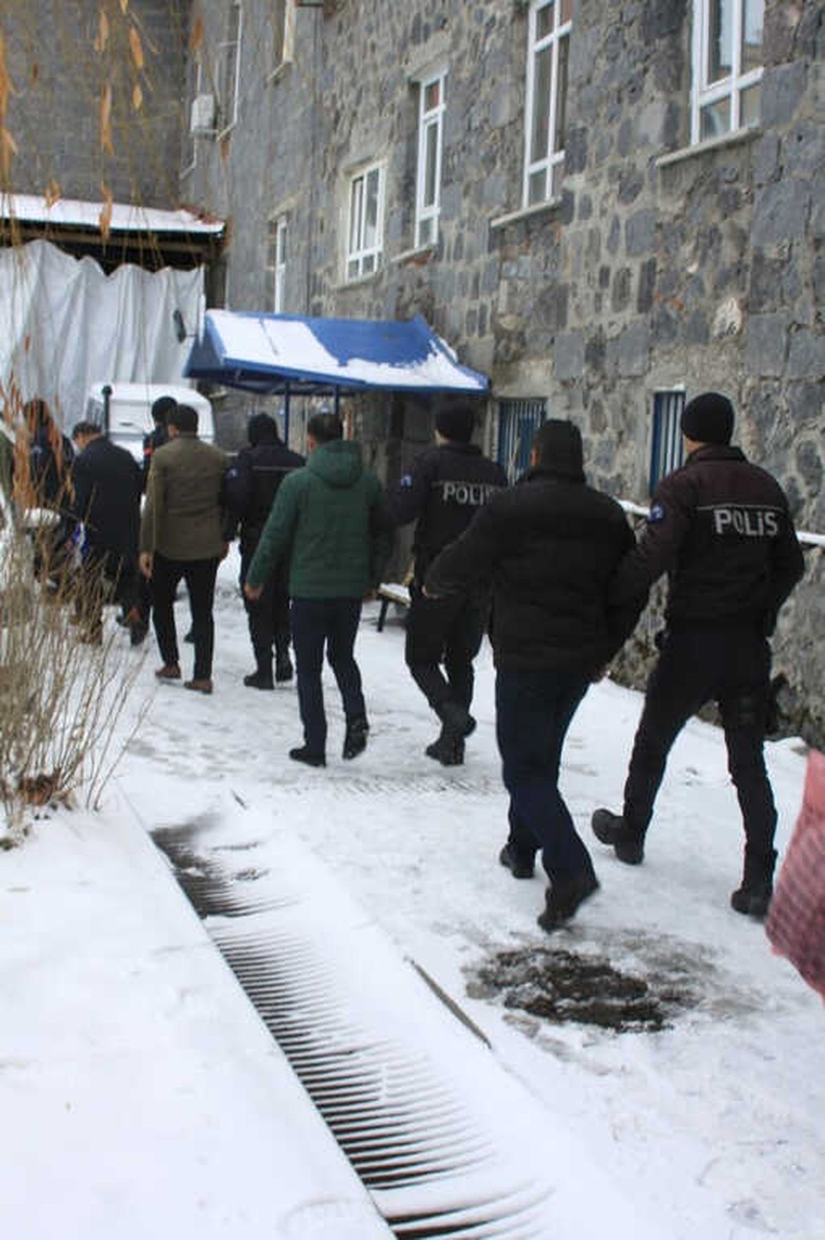 Kars\'ta, Göçmen Kaçakçılığı Operasyonu