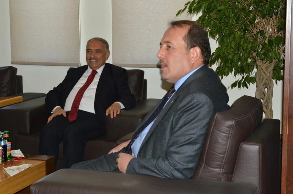 AK Parti Genel Başkan Yardımcısı Karacan, Niğde Belediyesini Ziyaret Etti