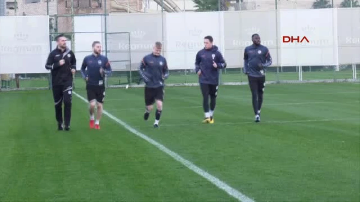 Atiker Konyaspor, Beşiktaşlı Oyunculara Talip