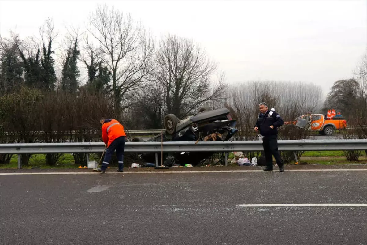 Düzce\'de Trafik Kazası: 2 Yaralı