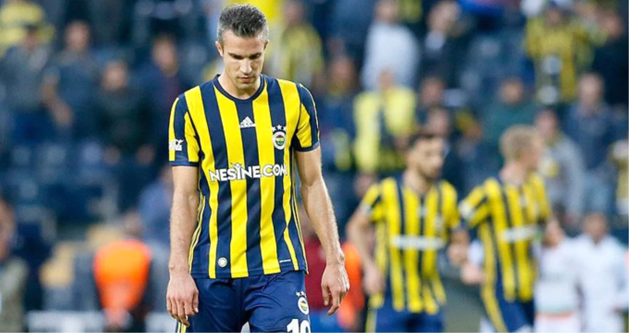 Fenerbahçe\'de Van Persie Dönemi Bitti