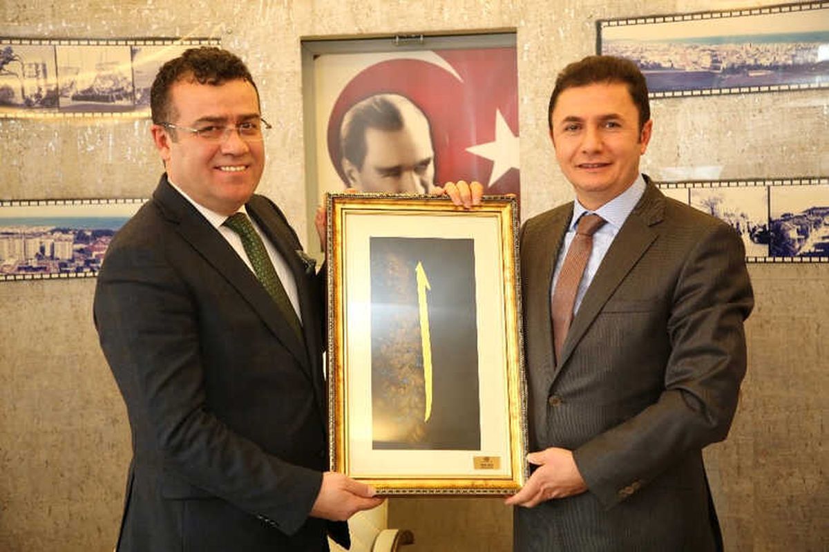 Güçlü Bir Aileyiz"