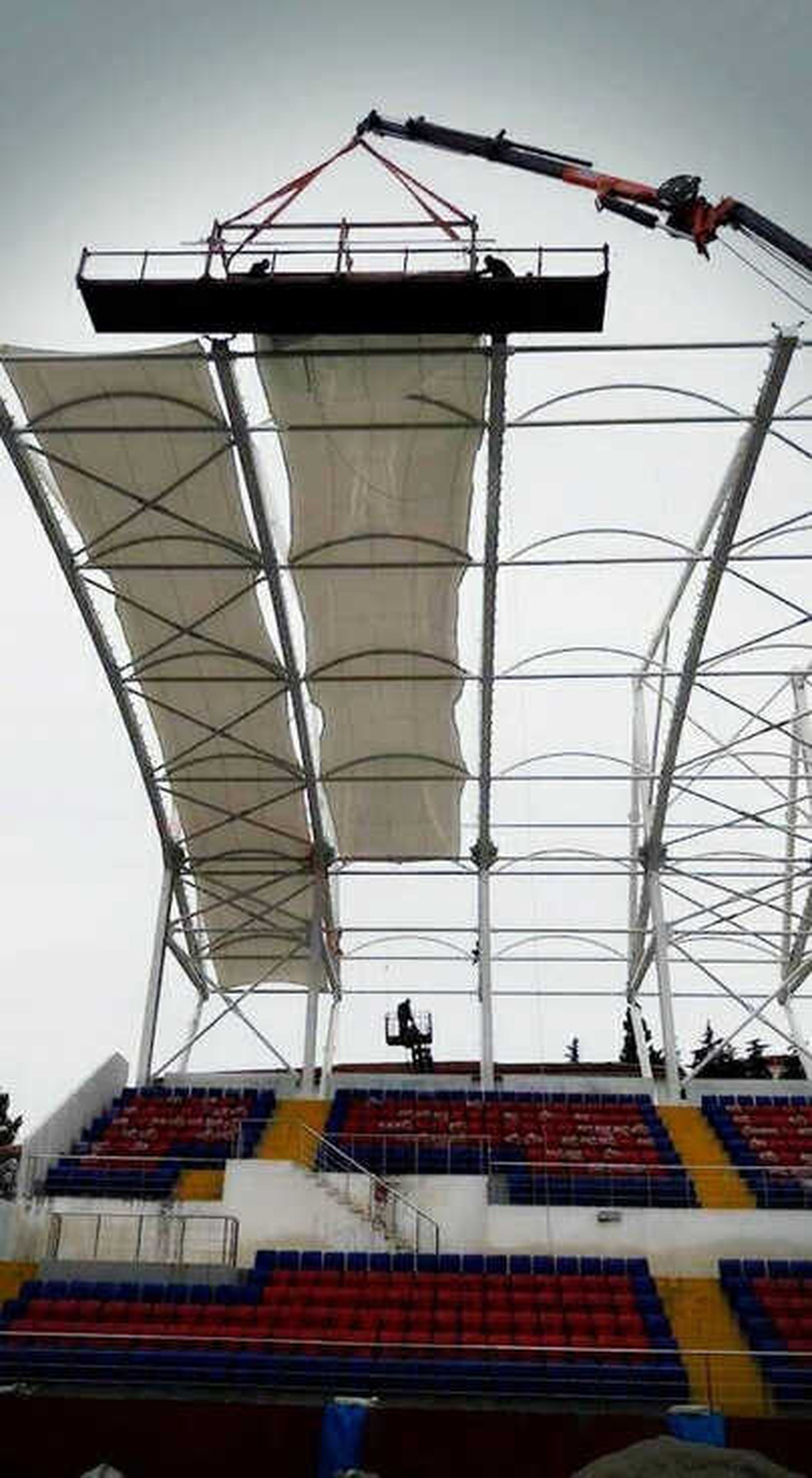Kemal Köksal Stadı\'ndaki Tribün Çalışmalarında Sona Gelindi