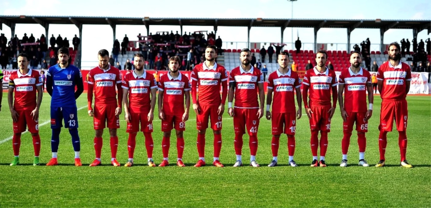 Samsunspor\'da Federasyona Başvuran 6 Futbolcu Serbest Kaldı