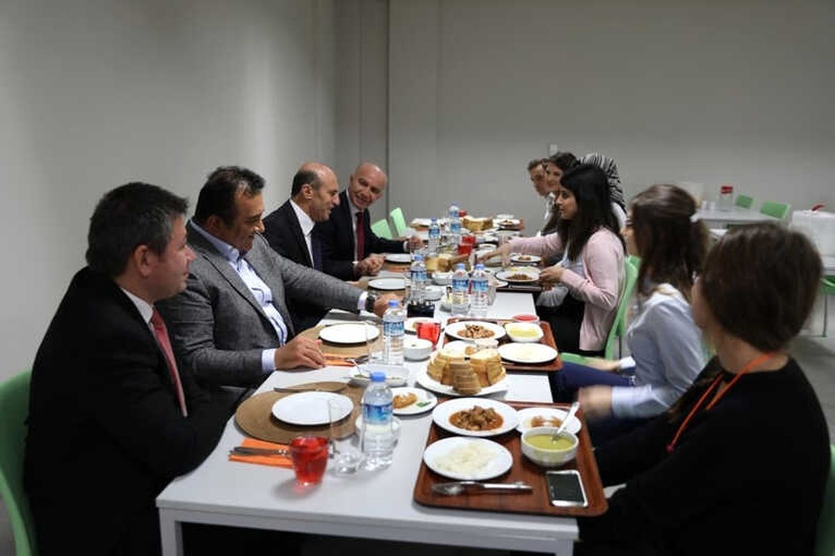 Vali Çiftçi, Osb\'de Üretim Tesislerini Gezdi