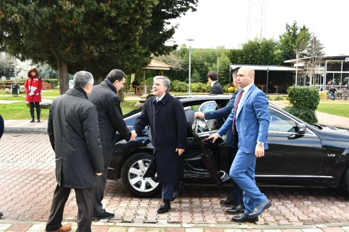 11.cumhurbaşkanı Abdullah Gül, Cuma Namazını Fatih Ormanı Cami\'nde Kıldı