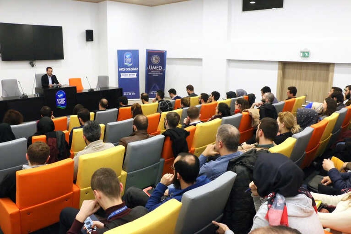 Genç Gazetecilere Haber Yazım Eğitimi