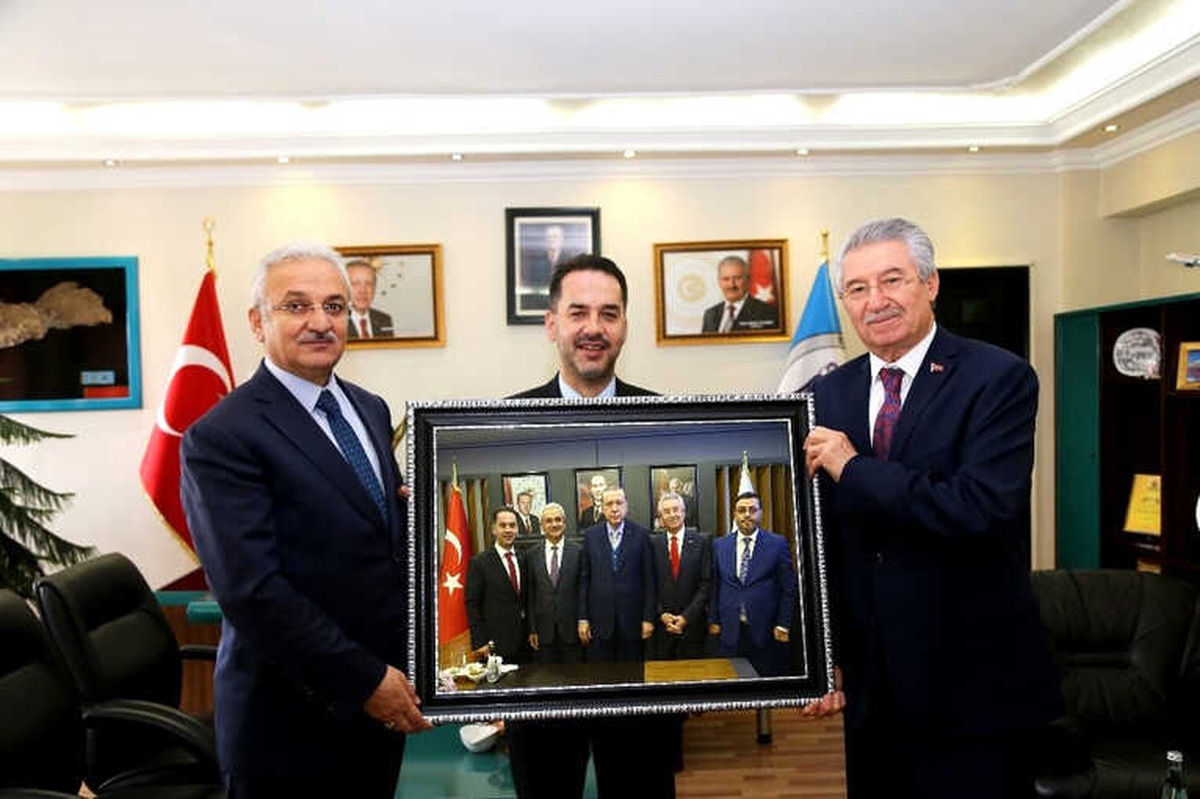 Karakelle\'den Erzincan Belediyesine Ziyaret