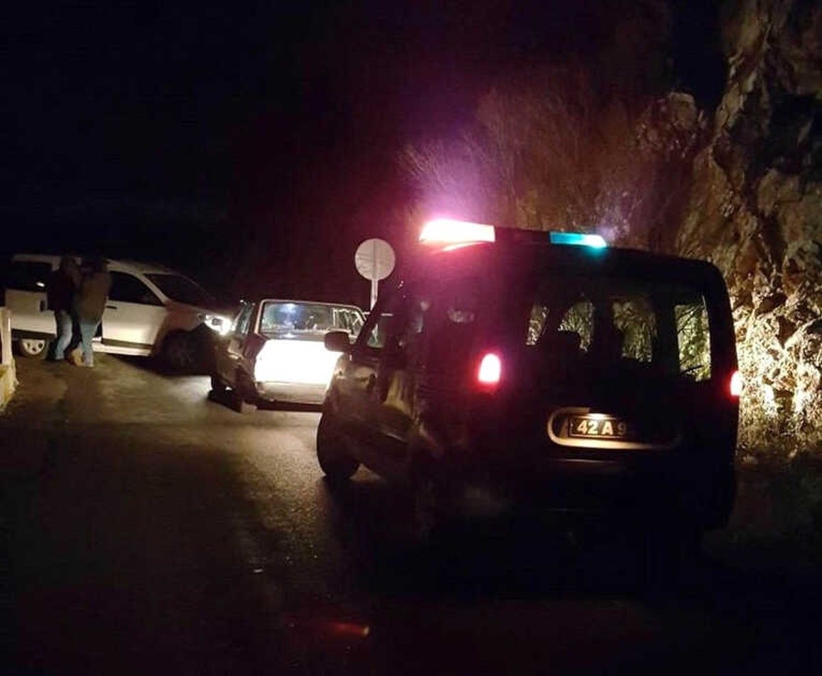 Konya\'da Eroinle Yakalanan 3 Kişi Gözaltına Alındı