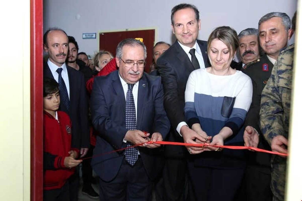 Şehidin İsmi Okuduğu Okulun Kütüphanesinde Yaşatılacak