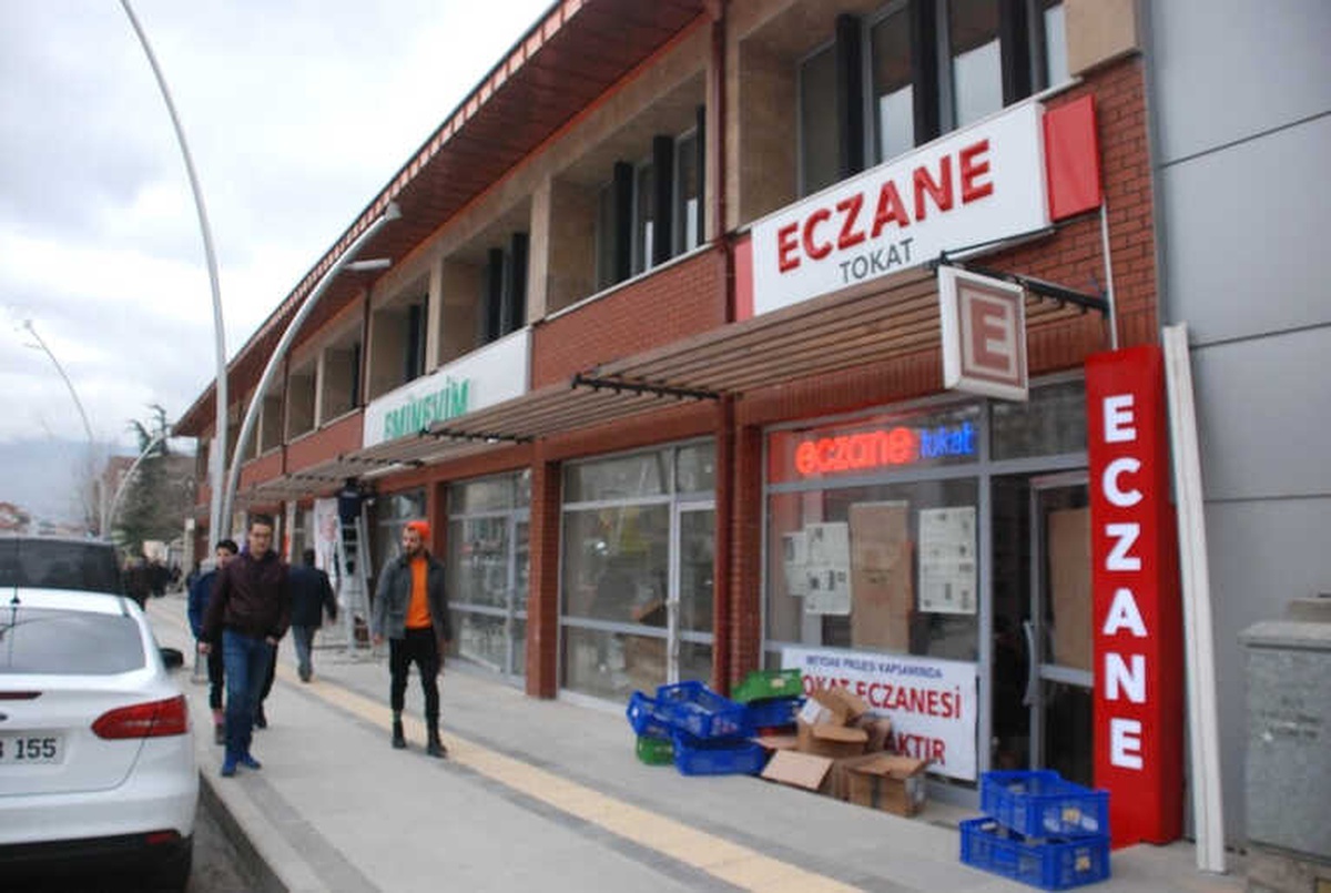30 Milyonluk Projede Esnaf Yeni İş Yerlerine Tanışıyor