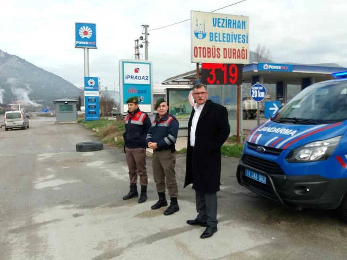 Başkan Duymuş, Jandarma Tarafından Yapılan Yol Uygulamasını İnceledi