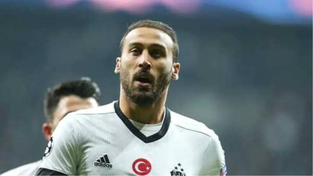 Cenk Tosun, Beşiktaş Taraftarına Veda Etti